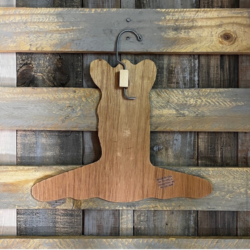 Seeking 👀 Bear Hanger | ISO Wooden Stupell VNTG Clothes | Vintage - Please Help - Picture 4 of 9